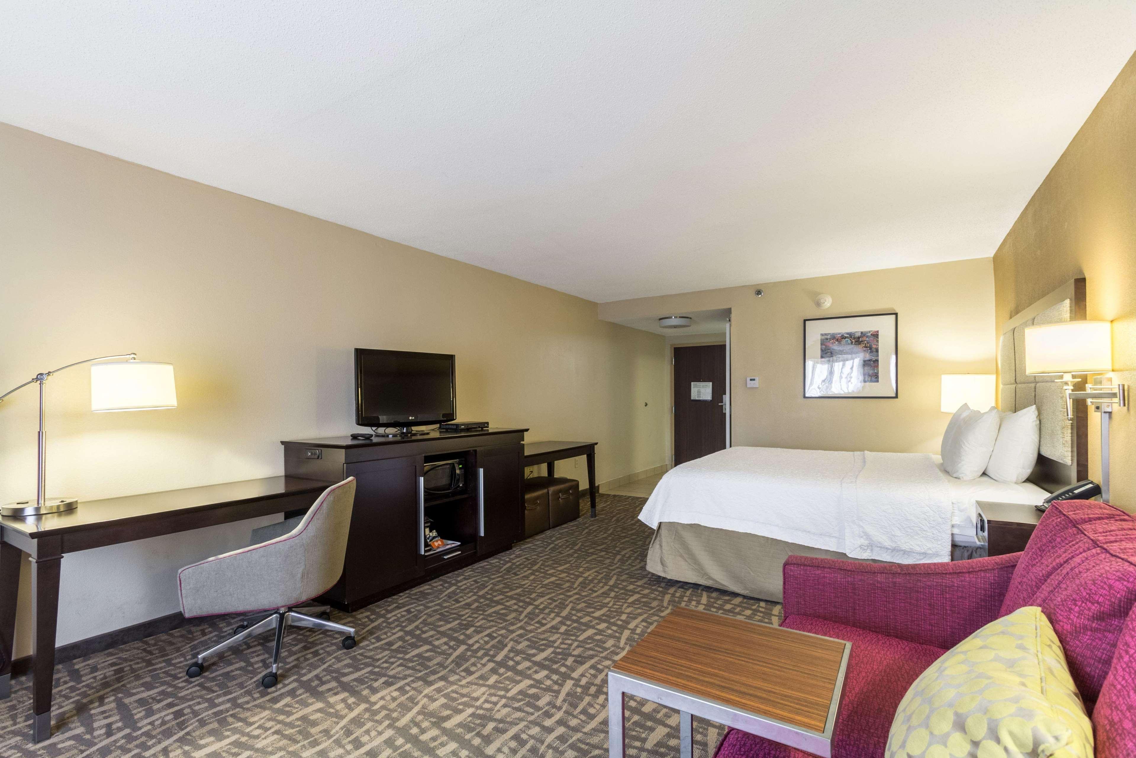 Hampton Inn Jackson Pearl Intrntl Airport Exteriör bild