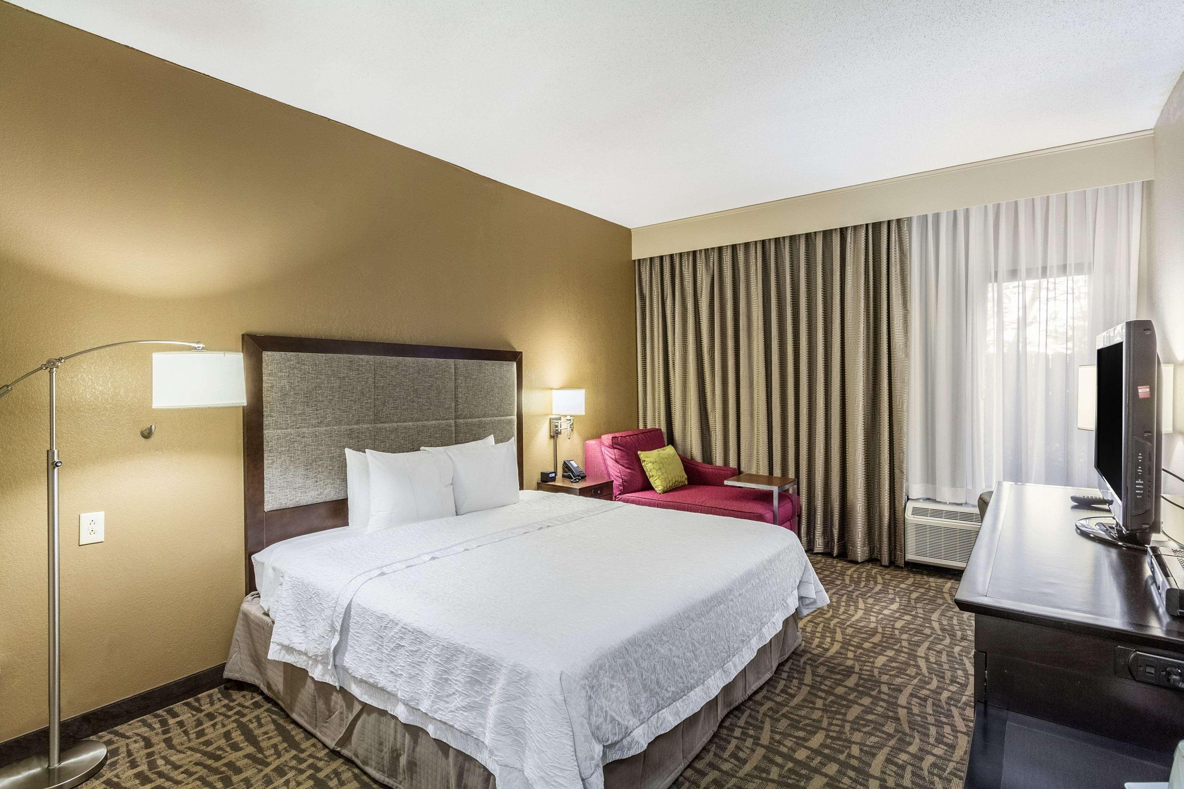 Hampton Inn Jackson Pearl Intrntl Airport Exteriör bild
