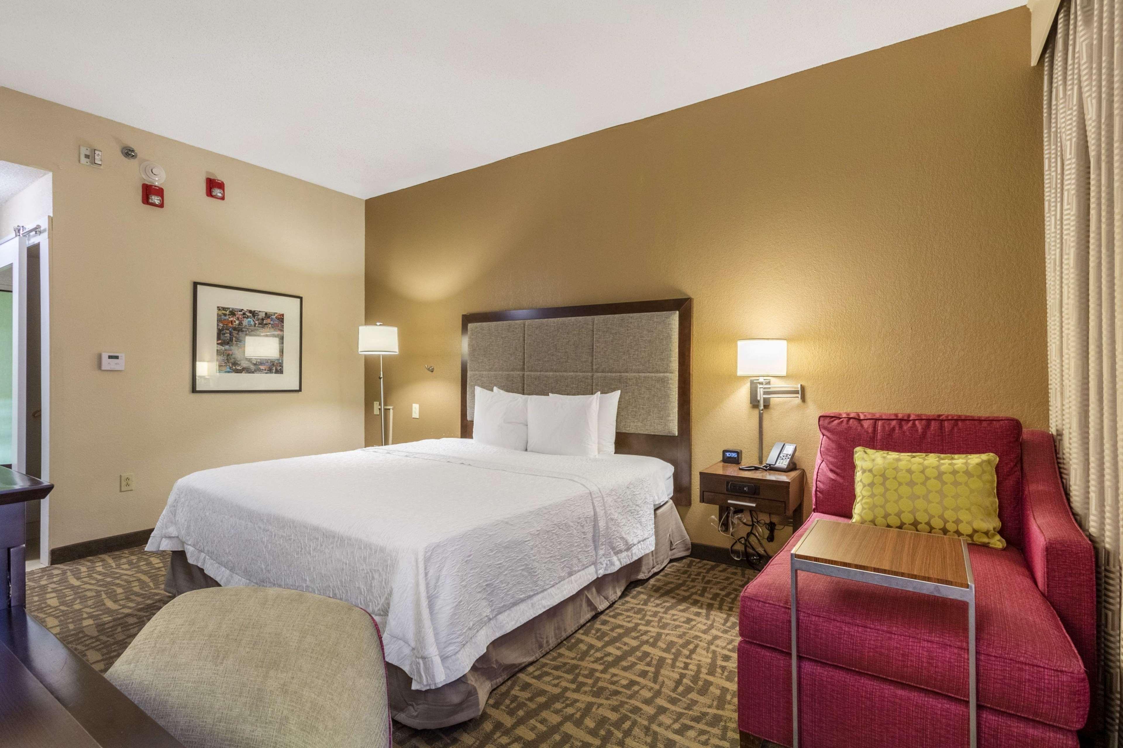 Hampton Inn Jackson Pearl Intrntl Airport Exteriör bild