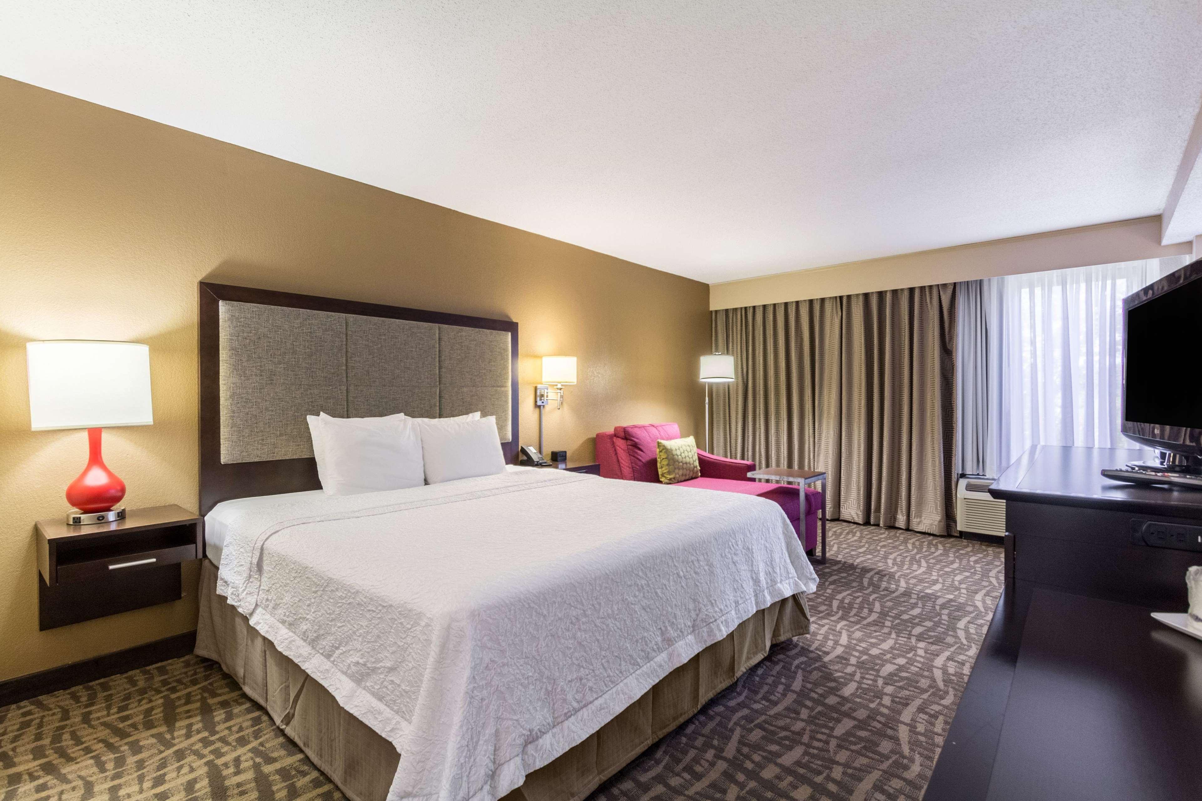 Hampton Inn Jackson Pearl Intrntl Airport Exteriör bild