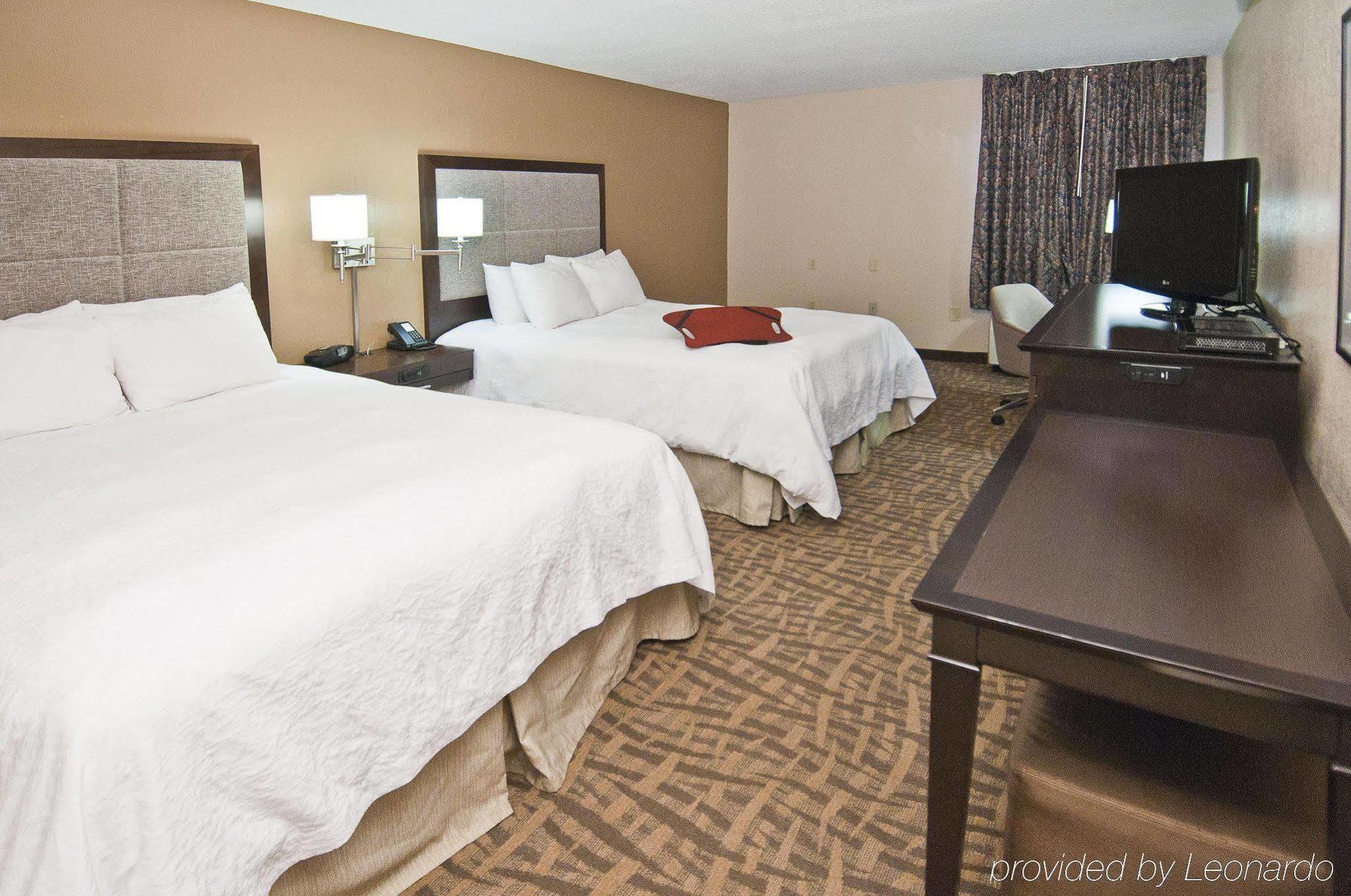 Hampton Inn Jackson Pearl Intrntl Airport Exteriör bild