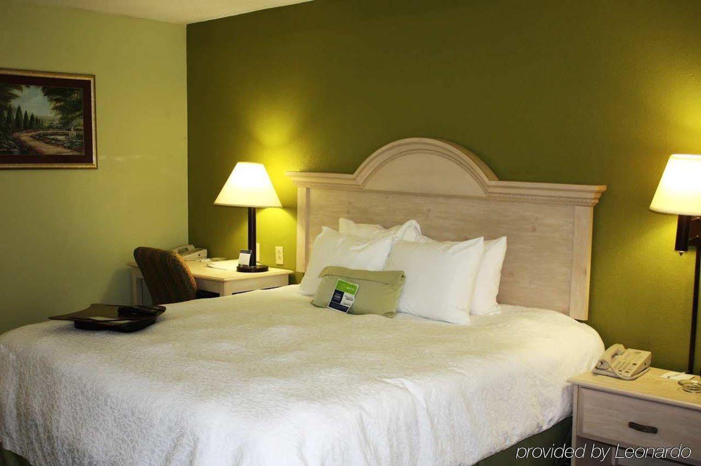 Hampton Inn Jackson Pearl Intrntl Airport Exteriör bild